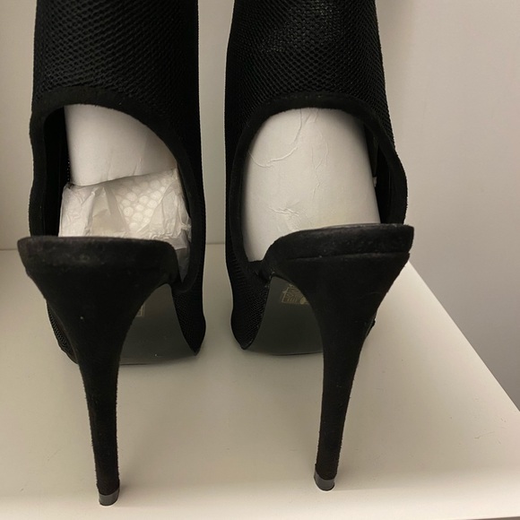 Shoes - Picture 2 of 2